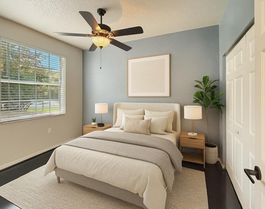 2400 E Aragon Boulevard - Photo Thumbnail 10