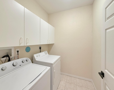2400 E Aragon Boulevard - Photo Thumbnail 14