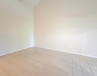 2400 E Aragon Boulevard - Photo Thumbnail 18
