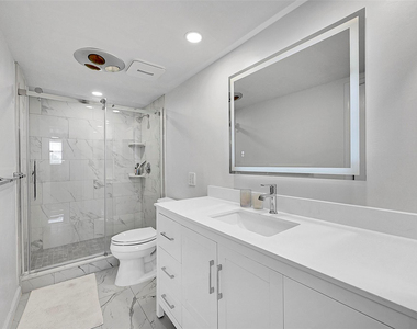 1401 S Ocean Drive - Photo Thumbnail 22