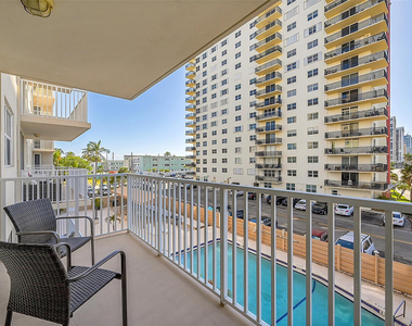 1401 S Ocean Drive - Photo Thumbnail 24
