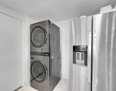 1401 S Ocean Drive - Photo Thumbnail 10