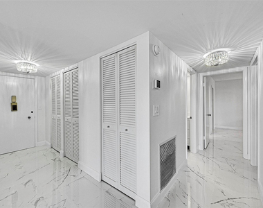 1401 S Ocean Drive - Photo Thumbnail 1
