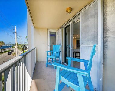 1401 S Ocean Drive - Photo Thumbnail 29
