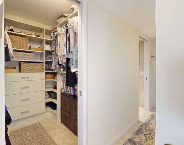 124 Lakeshore Drive - Photo Thumbnail 6