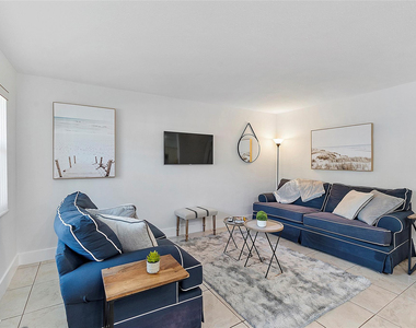 3230 Ne 13th Street - Photo Thumbnail 8