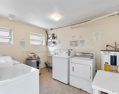 3230 Ne 13th Street - Photo Thumbnail 24