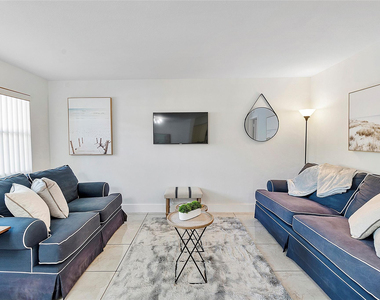 3230 Ne 13th Street - Photo Thumbnail 9