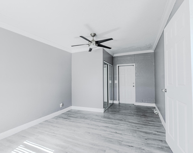 112 W 34th Street - Photo Thumbnail 10