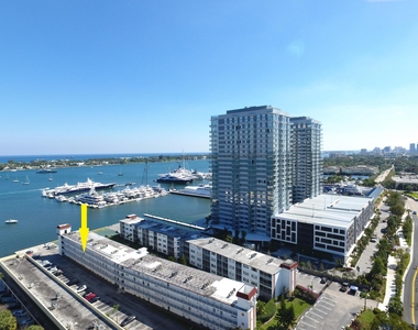 4500 N Flagler Drive - Photo Thumbnail 3