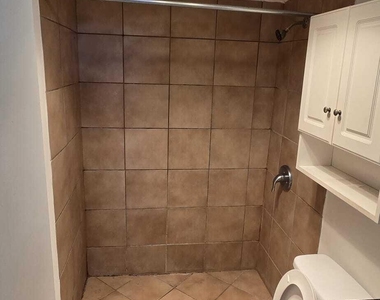 9949 Sandalfoot Boulevard - Photo Thumbnail 4