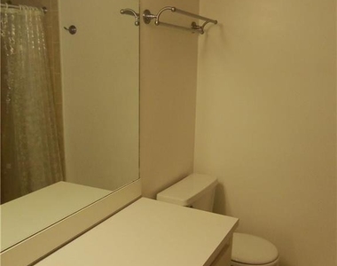 115 Gardens Drive - Photo Thumbnail 9