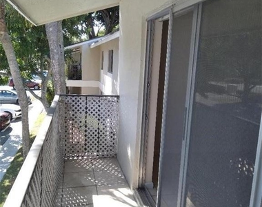 115 Gardens Drive - Photo Thumbnail 13