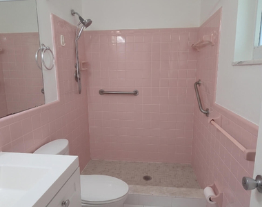 7002 Nw 71st Avenue - Photo Thumbnail 16