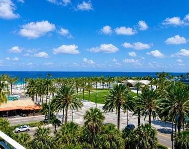 2900 Banyan Street - Photo Thumbnail 13