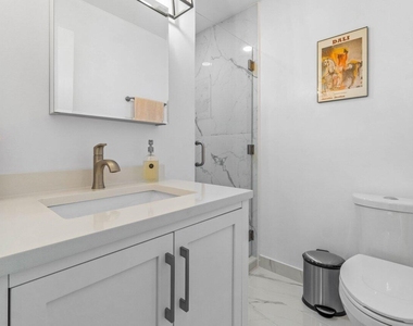 2233 Dock Street - Photo Thumbnail 15