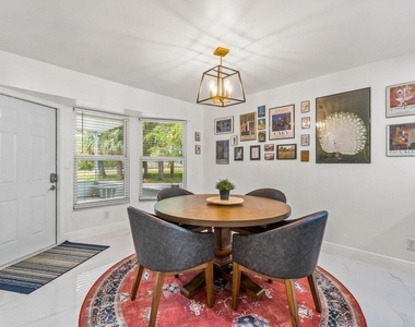 2233 Dock Street - Photo Thumbnail 8