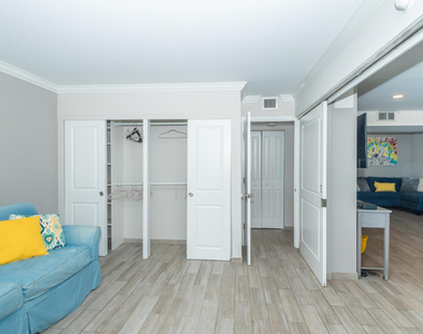 101 Briny Avenue - Photo Thumbnail 21
