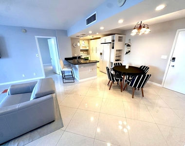 1 Las Olas Circle - Photo Thumbnail 6