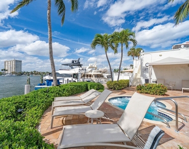 1 Las Olas Circle - Photo Thumbnail 40