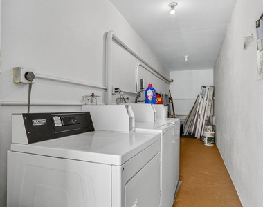 42 Easthampton B - Photo Thumbnail 33