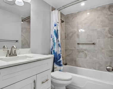 42 Easthampton B - Photo Thumbnail 24