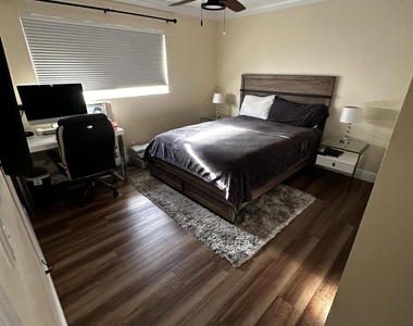 6860 S Calle Del Paz S - Photo Thumbnail 22