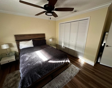 6860 S Calle Del Paz S - Photo Thumbnail 24