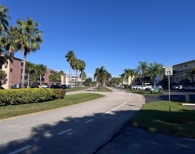 300 Ne 26th Avenue - Photo Thumbnail 24