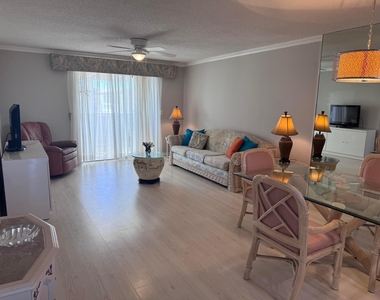 300 Ne 26th Avenue - Photo Thumbnail 6