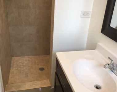 1829 Ne 175th Street - Photo Thumbnail 15