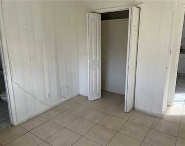 10 Nw 19th Street - Photo Thumbnail 5