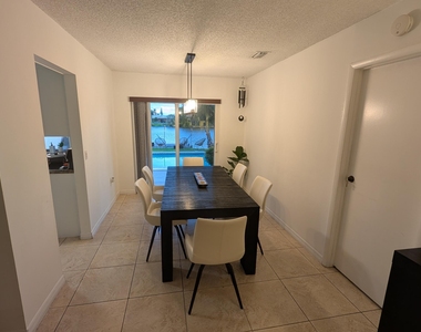 11640 Nw 32nd Manor - Photo Thumbnail 24
