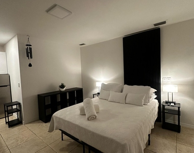 11640 Nw 32nd Manor - Photo Thumbnail 28