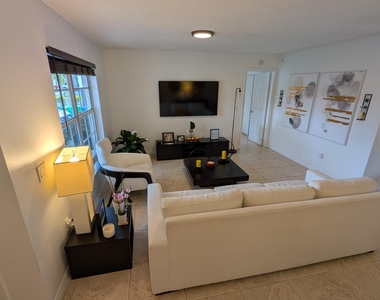 11640 Nw 32nd Manor - Photo Thumbnail 11