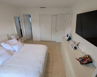 11640 Nw 32nd Manor - Photo Thumbnail 18