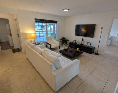 11640 Nw 32nd Manor - Photo Thumbnail 12