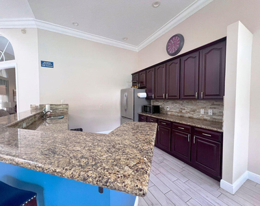 137 Canterbury Place - Photo Thumbnail 38