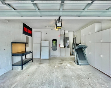 137 Canterbury Place - Photo Thumbnail 27