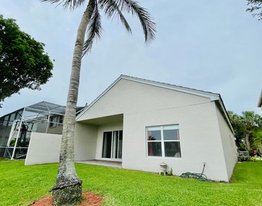 137 Canterbury Place - Photo Thumbnail 28