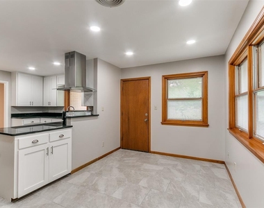 1214 Cruce Street - Photo Thumbnail 14