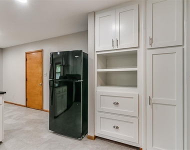 1214 Cruce Street - Photo Thumbnail 10