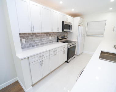 2660 Sw 22nd Avenue - Photo Thumbnail 3