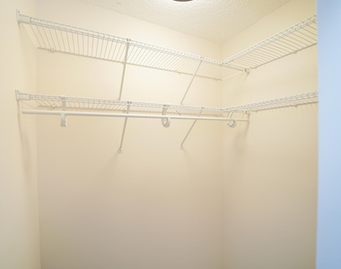 2660 Sw 22nd Avenue - Photo Thumbnail 9