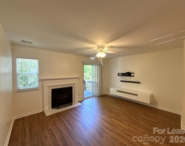 639 Mountainwater Drive - Photo Thumbnail 4