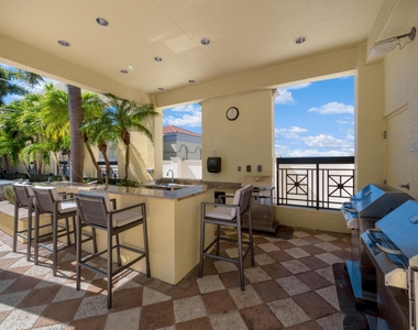 701 S Olive Avenue - Photo Thumbnail 12