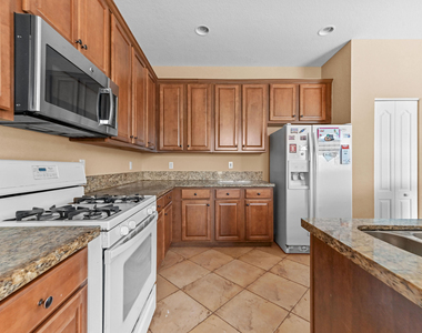 116 Hamilton Terrace - Photo Thumbnail 11
