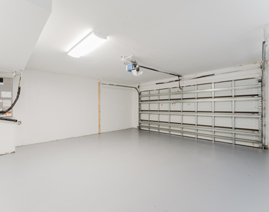 665 Jeffery Street - Photo Thumbnail 18
