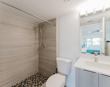 665 Jeffery Street - Photo Thumbnail 16
