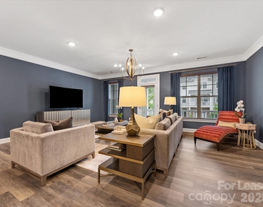 2314 Creekmere Lane - Photo Thumbnail 7